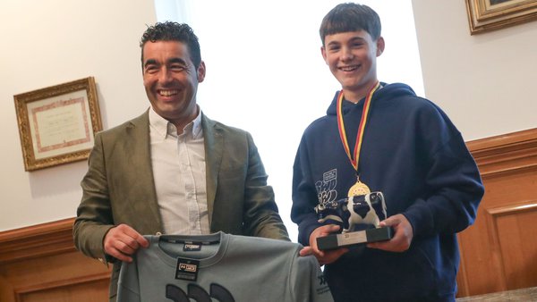 Xabier Montes, membro do equipo gañador da YBS, recibido na Deputación de Pontevedra por ser un exemplo para o sector