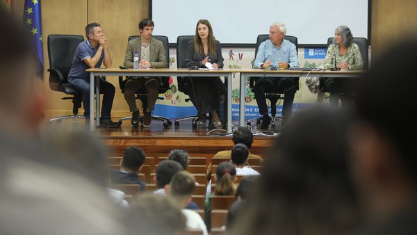 A conselleira do Medio Rural inaugura o curso en Sergude con 80 estudantes novos