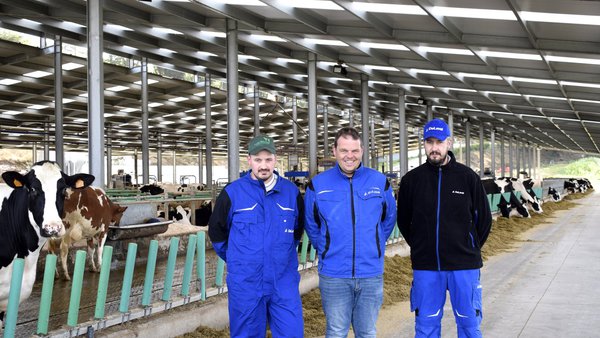 López Zolle pásase á robotización do muxido co DeLaval VMS™ V300
