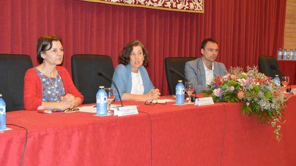 Comienza el ciclo de conferencias sobre robótica agrícola y ganadera de la Escuela Politécnica Superior de Ingeniería de Lugo