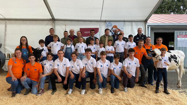 A III Escola Iniciación de Futuros Gandeiros rematou hoxe cun acto de clausura