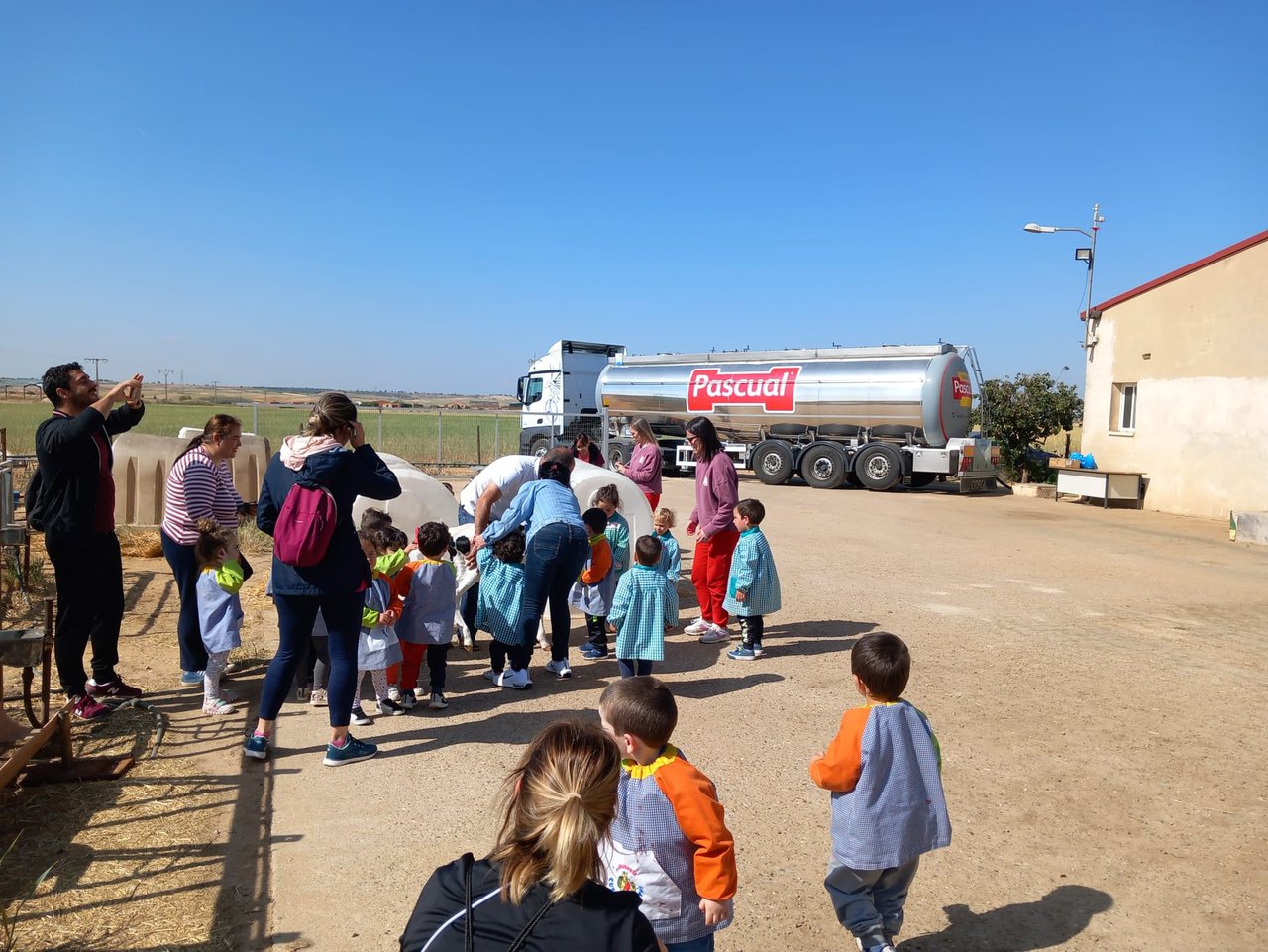 Afriza continúa coas Xornadas de Portas Abertas do Sector Lácteo no marco do Día Mundial do Leite