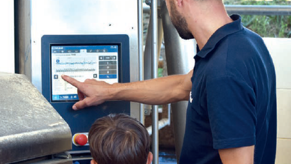 ¿Qué se espera de la ganadería de leche en el año 2050 según la inteligencia artificial?
