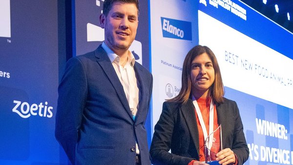 Hipra, galardoada no fórum Animal Health, Nutrition and Technology Innovation