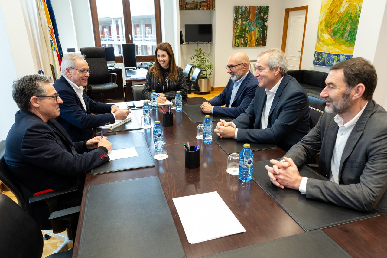 Aira e García Baquero selan unha alianza para producir queixo en Galicia