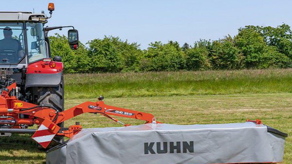 Kuhn presenta dúas novas segadoras GMD da serie 1015