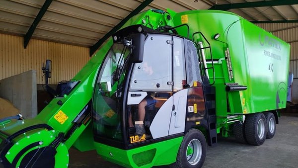 TLM presentará o novo Matrix Rover Jumbo Ultra na gandería Hermanos Fuertes Holstein