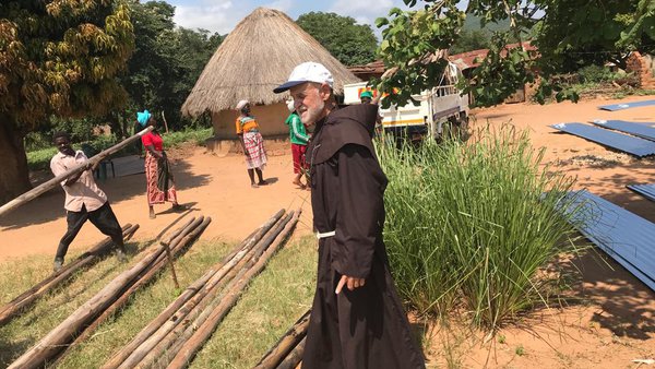 A Fundación Agricolae Mundi recibirá en Lugo ao padre franciscano Jorge Bender para facer balance de dous anos de traballo en Mozambique