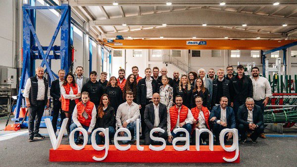 Vogelsang inaugura a súa nova fábrica en España