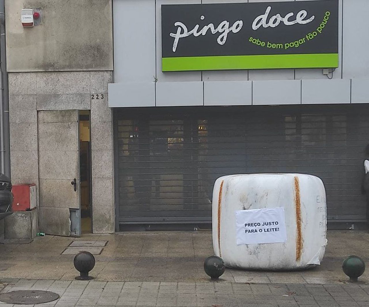 Las protestas por el precio de la leche se replican en Portugal, el país peor pagado de la UE