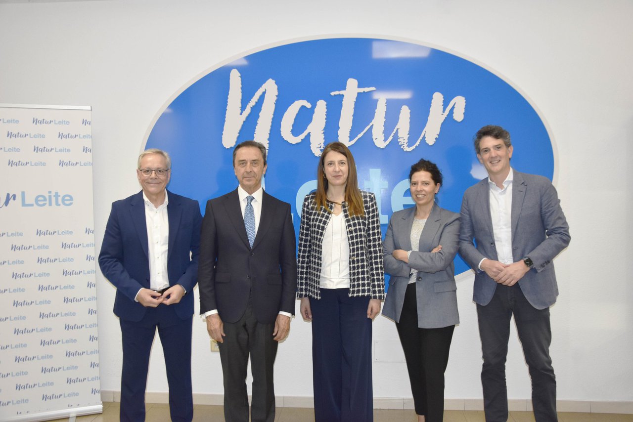 Medio Rural destaca la apuesta de Naturleite por la transformación del lácteo en Galicia