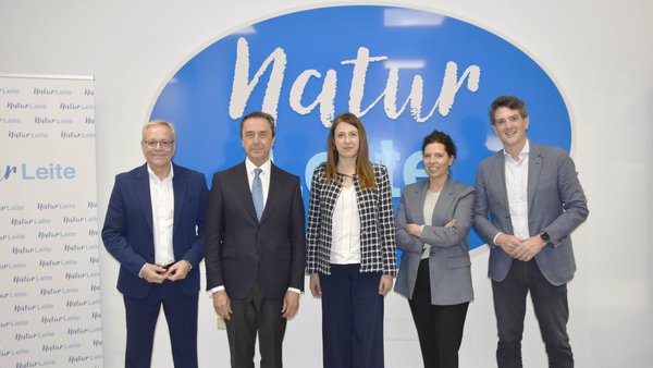 Medio Rural destaca la apuesta de Naturleite por la transformación del lácteo en Galicia