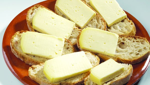 Entre 1 y 5 raciones de lácteos al día es la recomendación de las guías alimentarias reconocidas por la FAO y la OMS