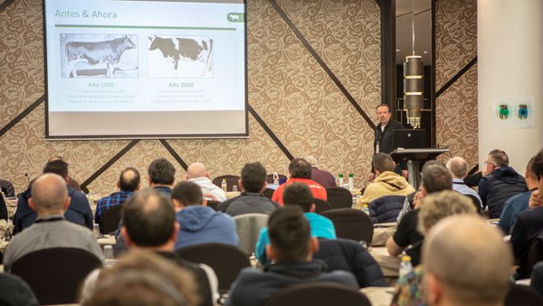 XI Unificación de Criterios I-SAP y VIII Curso de Podología Bovina