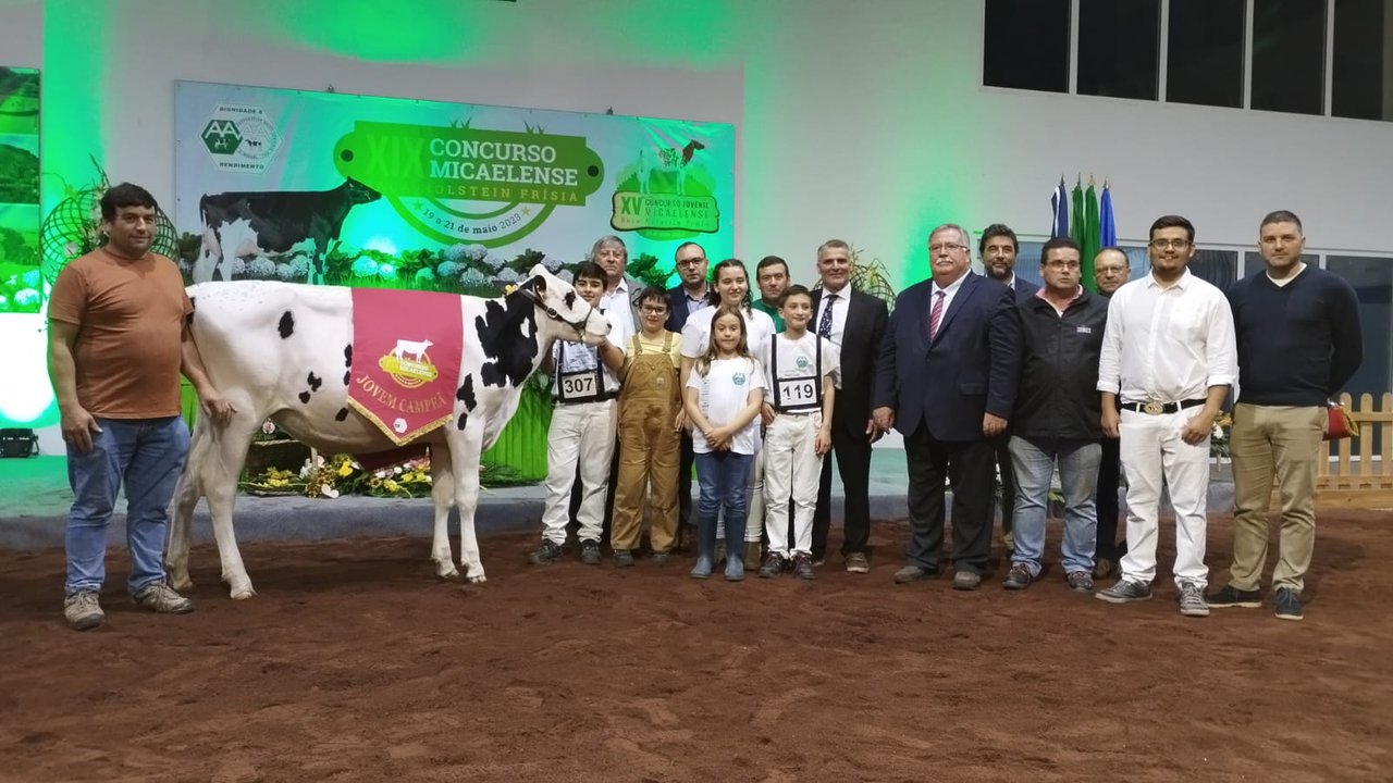O exemplar Melos Boom Cita proclámase gran campiona de xatas e xovencas no Concurso Micaelense de Azores